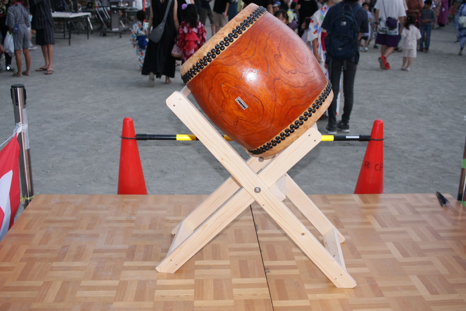 長胴太鼓 龍太鼓 打面:約49cm 高さ約57cm 重さ15kg
