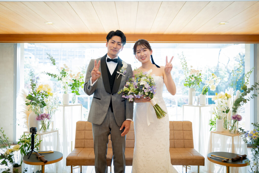 ウェディングドレスのようにふわふわなチュールを使った高砂コーディネート