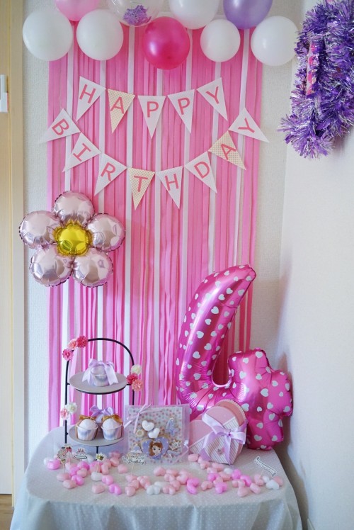 セリアのふんわりピンクで彩る誕生日パーティー🎂