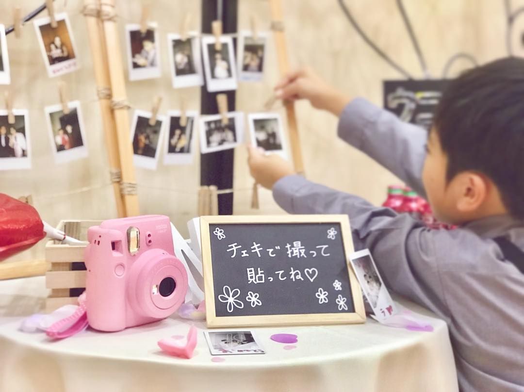 結婚式二次会の定番アイテム！チェキのオススメ活用アイデア集2次会本舗