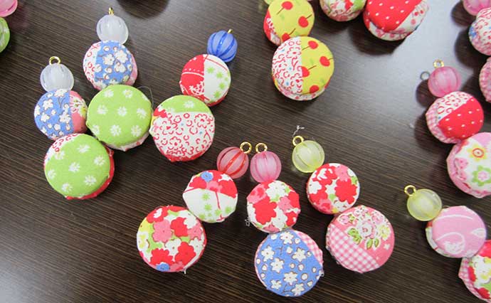 いつまでもお元気で クリーナークロス１枚 敬老会 記念品 敬老会 プレゼント 100円 台 デイサービス 施設 高齢者施設 敬老の日 プレゼント 粗品景品 ギフト 贈答品 ノベルティ お祝い品 プチギフト 保育園 クリスマス 自治会