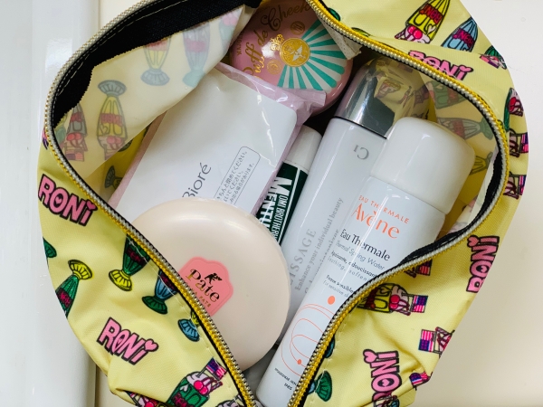 キャンプ場での洗顔はどこでする？現役女子キャンパーが紹介