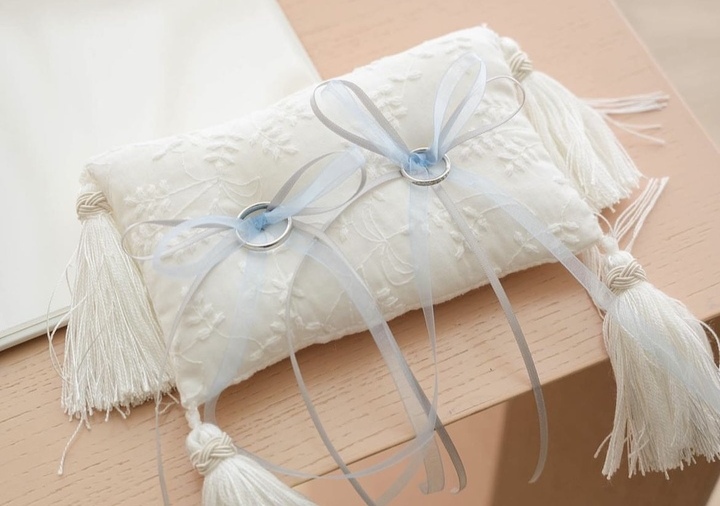 簡単＆可愛い！手作りリングピロー実例～刺しゅう、かご、ガラスetc.ゼクシィ