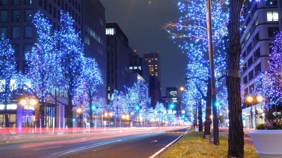 1300万球の輝きのなかに日本初の3階建てメリーゴーラウンドがOPEN「光の街のクリスマス」開催 15mもの高さからヨーロッパの街並みを一望！ハウステンボス株式会社のプレスリリース