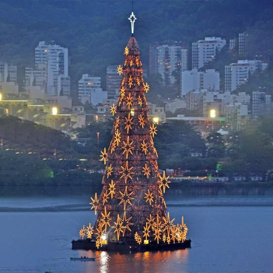 5 フィート ブルー クリスマス ツリー、金属スタンド付きクリスマス パイン ツリー、屋外屋内大型人工クリスマス ツリー ホリデーカスタムコマーシャル5m 6m 7m 10m 15m 20m大型屋外巨大クリスマスツリーライト付きショッピングモールホテル