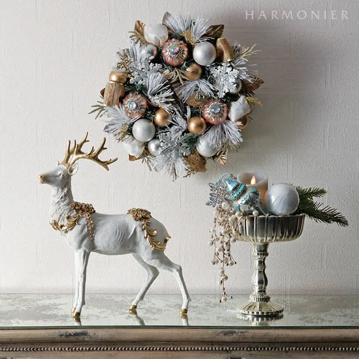 粉雪が舞い降りたような、白とグリーンのクリスマスリースホワイト クリスマス・リース グリーン