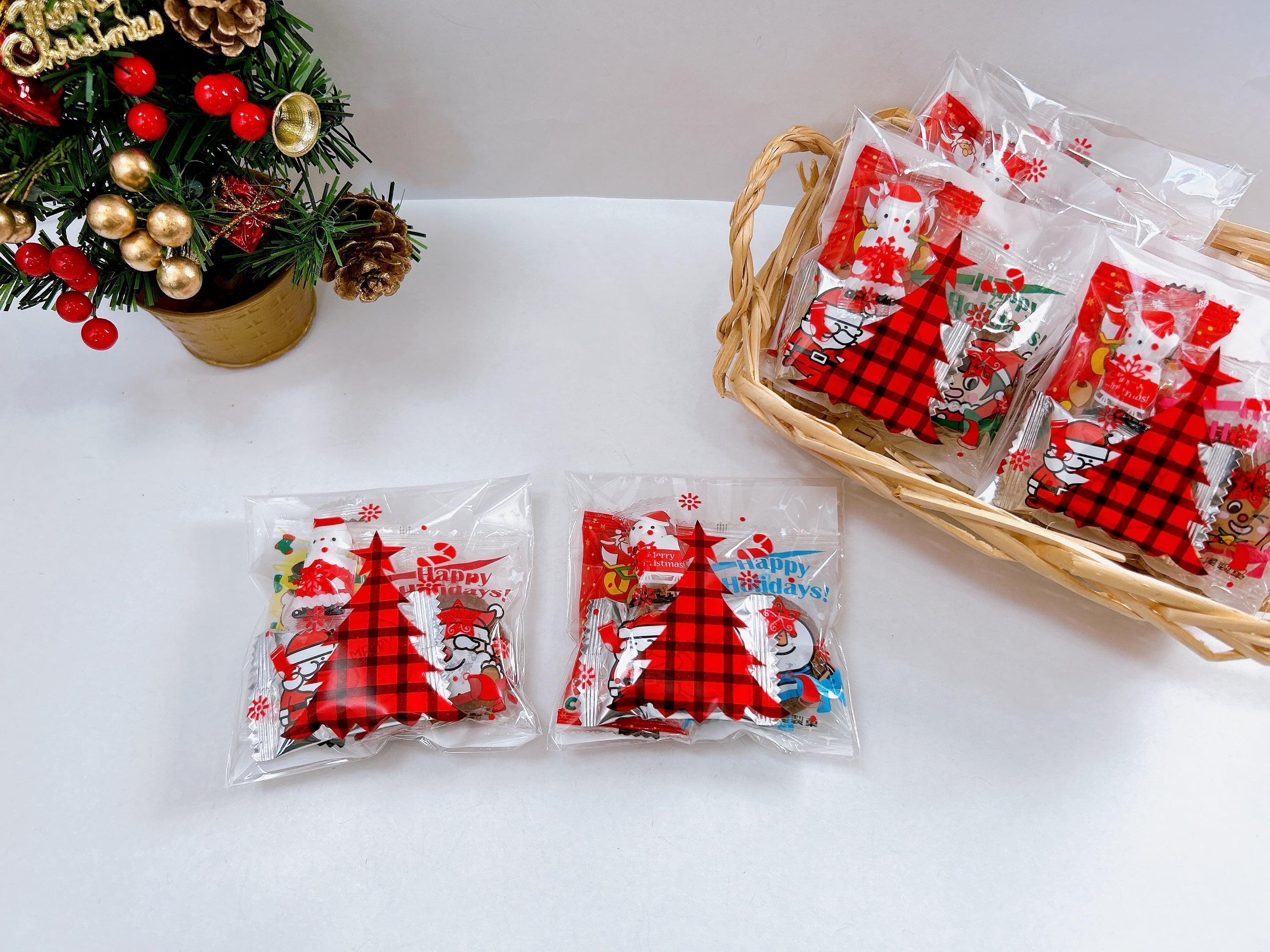 ハロウィン＆クリスマス販促玉手箱 ノベルティや販促グッズ、景品や記念品に親身に対応