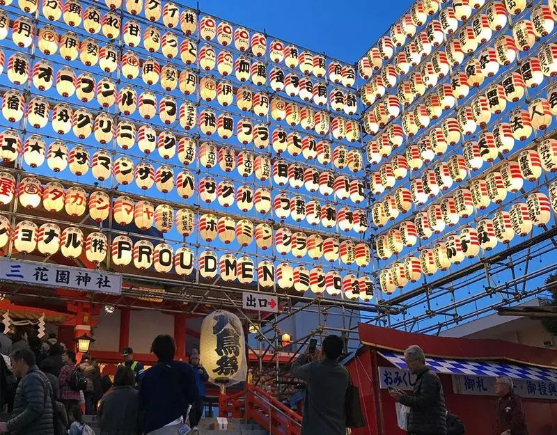 新宿花園神社の酉の市に行ってきました！ – 東京新宿の卓球教室レッスンを受けるならZEOS卓球スタジオ