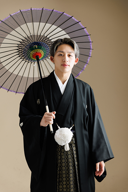 成人式に振袖を着るのはなぜ？どんな意味・歴史があるのかご紹介 - 振袖専門情報サイトHATACHI振袖専門情報サイトHATACHI