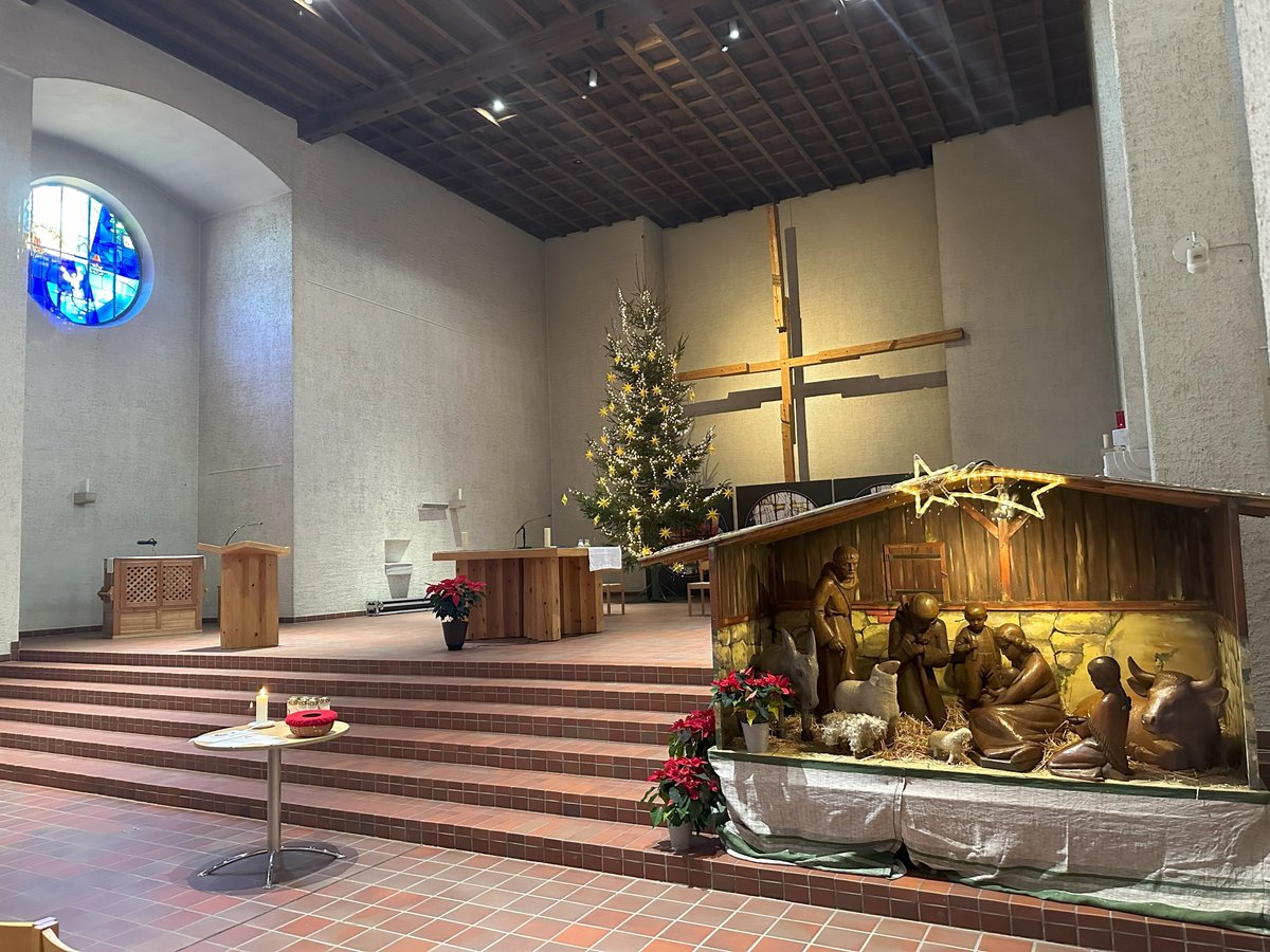 写真で見る世界各地のクリスマス パンデミック下で2回目 - BBCニュース