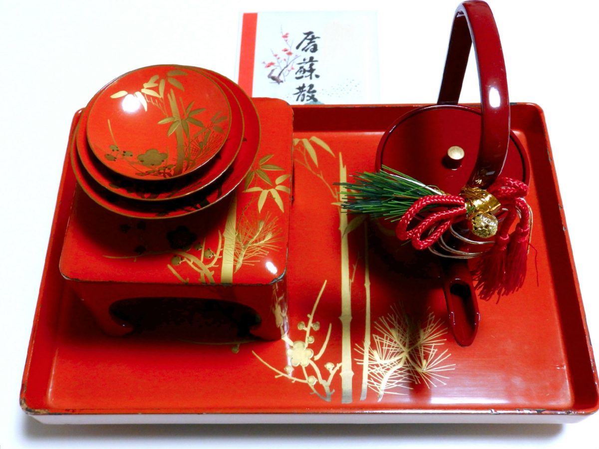 お正月にいただく御神酒 おみき 。神々も飲んだ日本酒の歴史とは住まいの本当と今を伝える情報サイト LIFULL HOME& 039;SPRESS