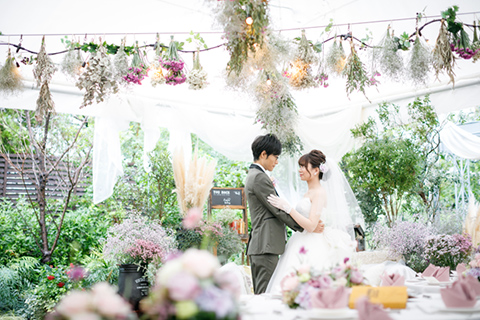 ガーデンウエディングで後悔しないために！プロが教える魅力と懸念点