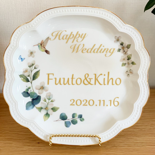 結婚記念日のケーキ、プレートにはどんなメッセージを書く？英語・日本語それぞれの文例をご紹介！結婚ラジオ結婚スタイルマガジン