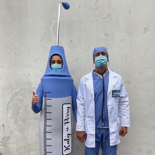 テーブルナンバーカードテンプレートでデザインを無料で作成Canva