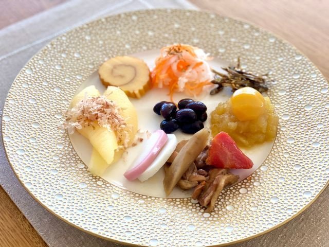 年取り魚”とは？境目はどこ？正月に知りたい鮭 シャケ と鰤 ブリ の話@Living アットリビング