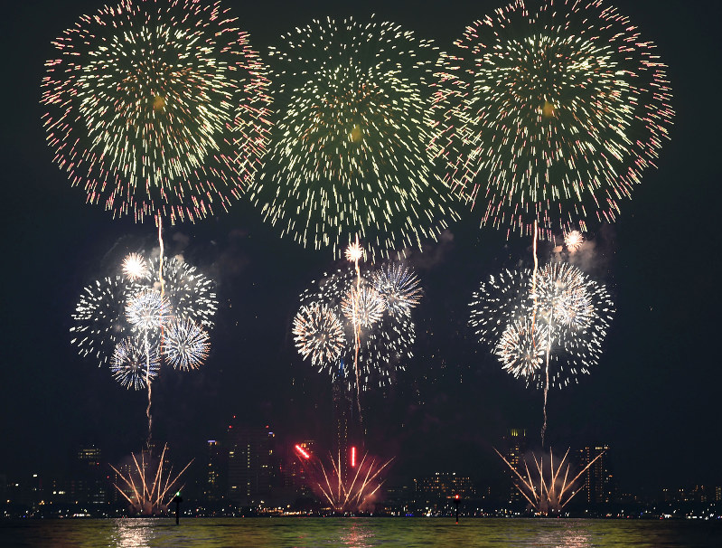 シーサイドももち花火 の攻略法おすすめのスポットはどこか？帰路も忘れずに-ヒルトン福岡との絡みも含めて考察ゆる医師のマイルと旅ランニングによるダイエット生活