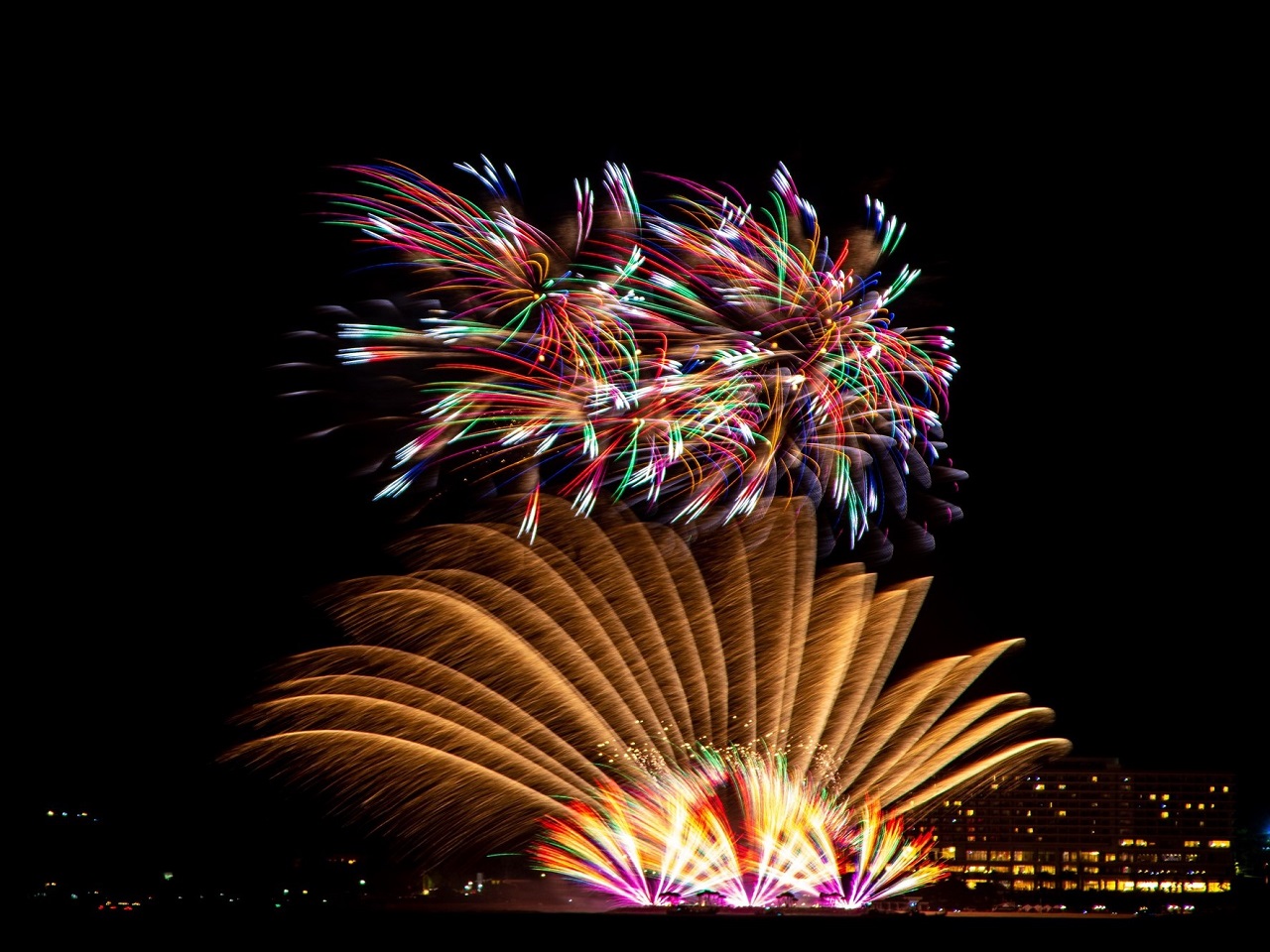 北谷美浜アメリカンビレッジの花火スケジュール 2025年4～6月沖縄チョイス