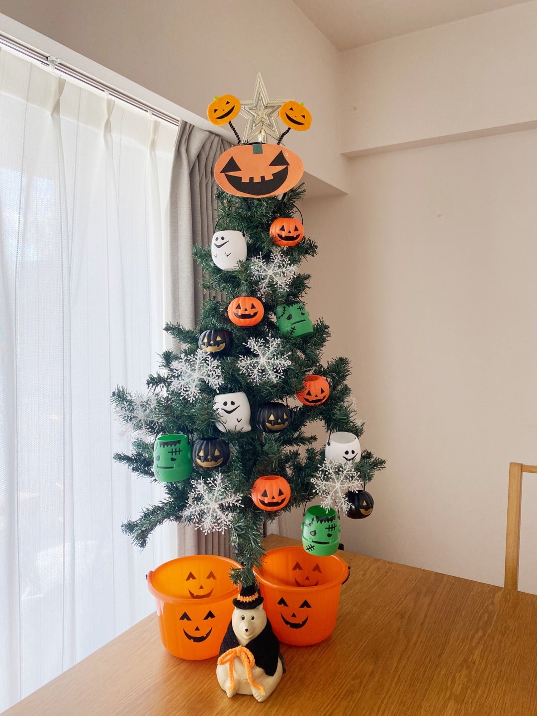 クリスマスツリーをハロウィン風にしてみたよ！ 今からでも遅くないハロウィンデコレーションPouch ポーチ