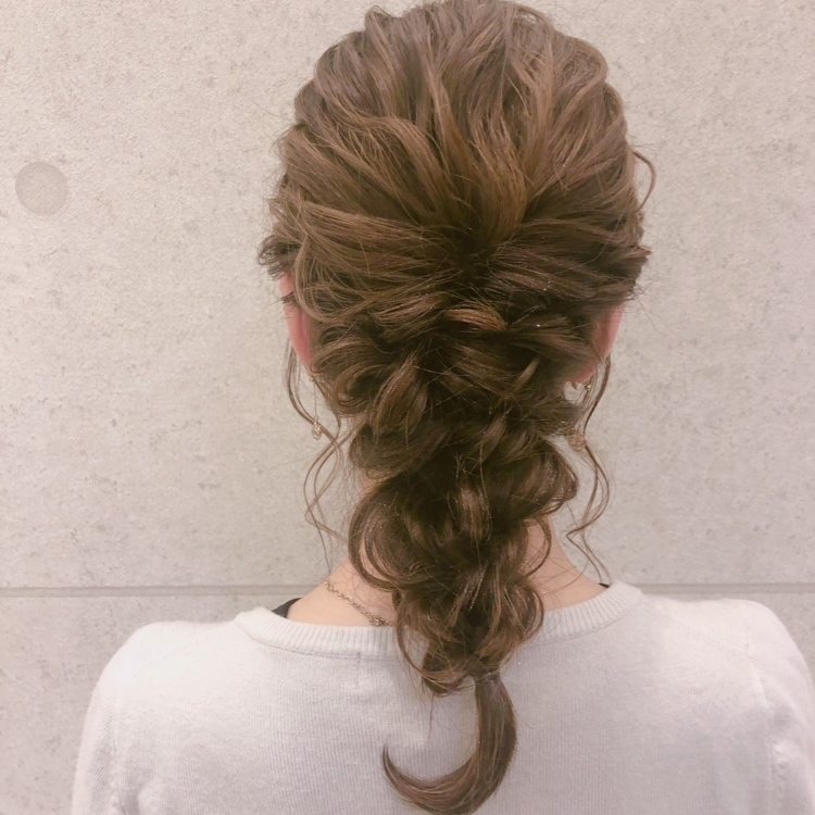 編み込み＆ピンなし』初心者でも簡単！お呼ばれポニーテールヘアアレンジ&セルフアレンジを楽しもう♪『mizunotoshirou』