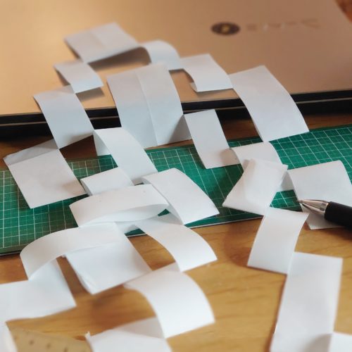 鏡餅 折り紙で立体的に作る作り方を紹介！正月の飾り、1月や冬の飾りに施設やお部屋のちょっとしたスペースに飾る用で作ってみてはいかが？ つくるモン