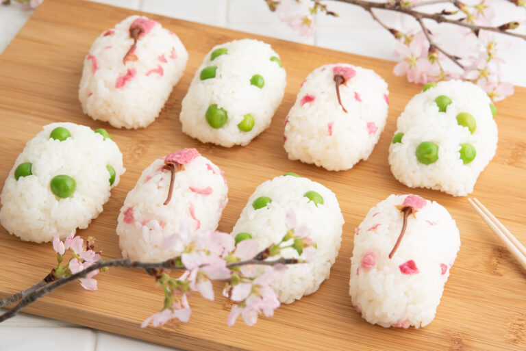 お正月は何食べる？定番のおせち、おせち以外の料理も紹介！セゾンのくらし大研究