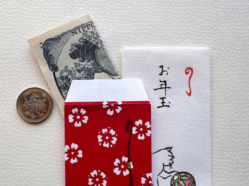 五千円札をぴったり三つ折りに！ポチ袋にお札を入れるときのコツ古銭買取専門店アンティーリンク