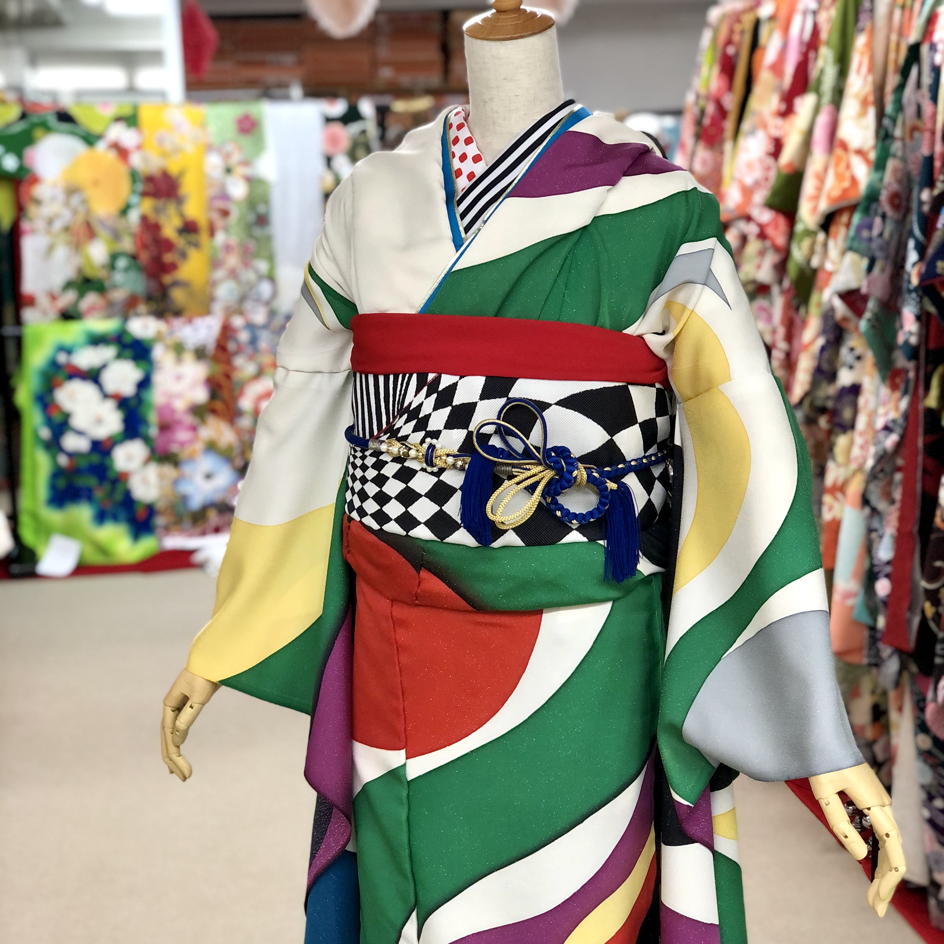 格安レトロ白 クリーム 赤椿柄人気個性的おしゃれ激安振袖 通販可F0007