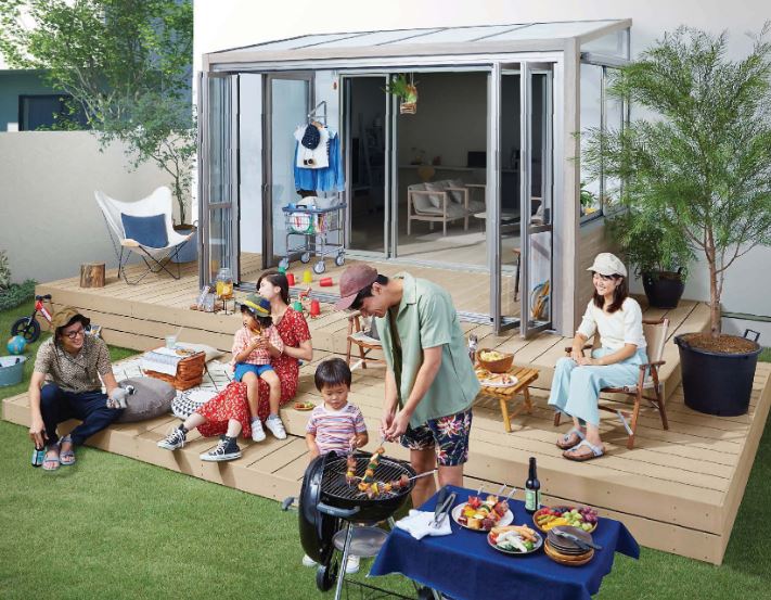 春!庭!ときたら?!テーブル出して!紅茶を淹れてガーデンティーパーティー！広島 あなたのお庭のコンシェルジュ ゆっこの庭・寄せ植え教室