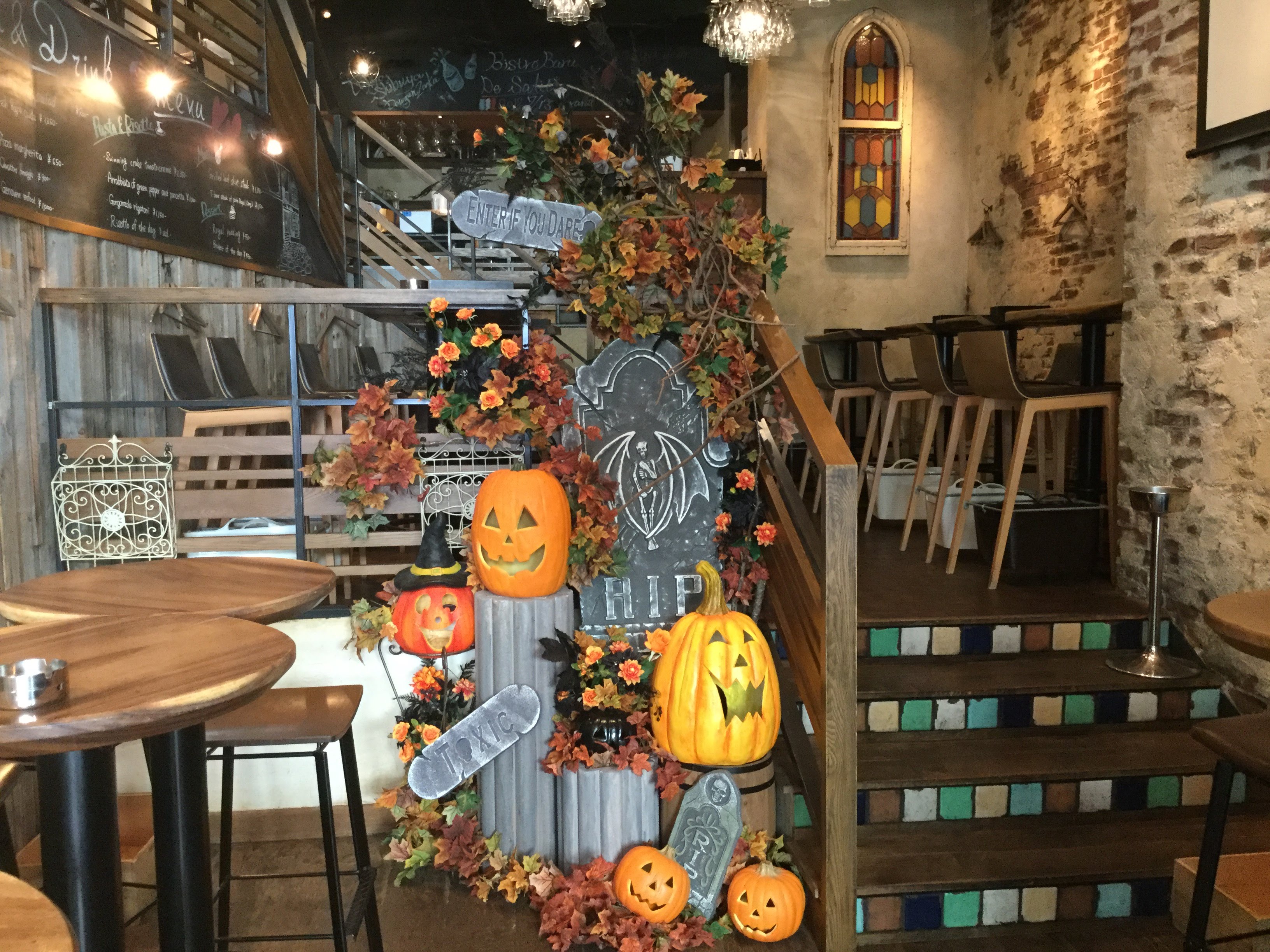 木製 吊り下げ ハロウィン 飾り ディスプレイ オブジェ 装飾 ハロウィングッズ かぼちゃ おばけ ゴースト コウモリ 小人 雑貨 オーナメント飾り付け 自宅 室内 壁 ホームパーティー おしゃれ かわいい メール便REAL STYLE リアルスタイル