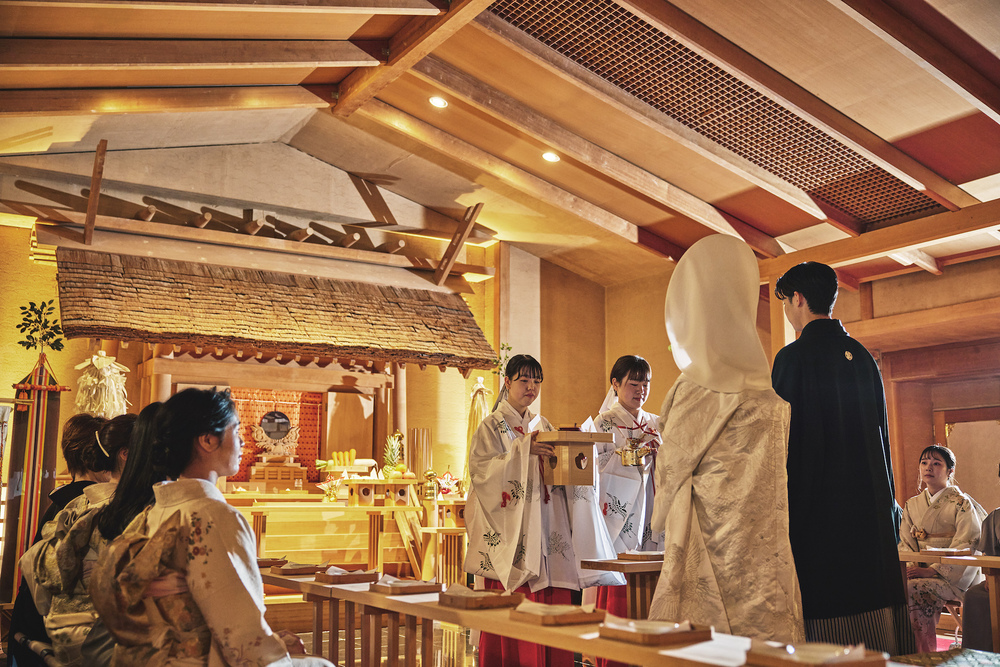 神前式で挙式・結婚式って？気になる費用相場や人気ランキングも！ - ぐるなびウエディング