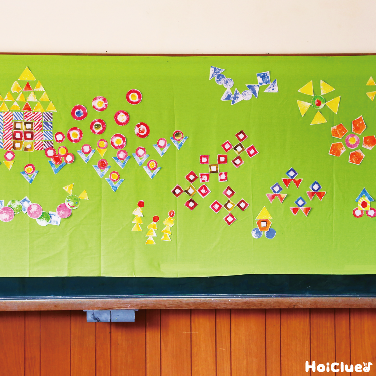 親子で遊ぼう1歳～ 春の壁飾りを作ろう 1 『花』ともだちひろばのひろば