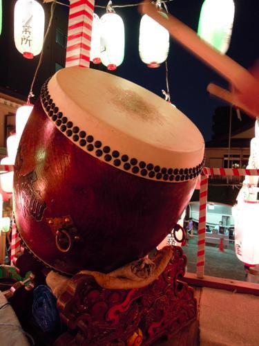 盆踊りのやぐら - No: 1803476写真素材なら「写真AC」無料 フリー ダウンロードOK