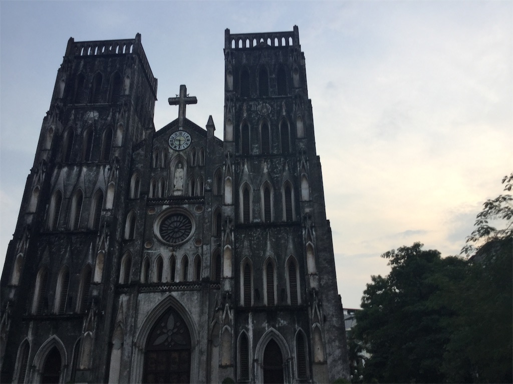 ハノイで最大規模のカトリック教会「ハノイ大教会」ベトナム最新情報ブログ 現地在住ライターによるベトナムの記事