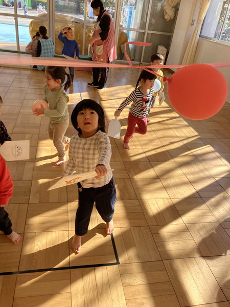 保育園のお正月遊び12選 由来・遊び方・ねらい解説 保育士・幼稚園教諭のための情報メディア ほいくis ほいくいず