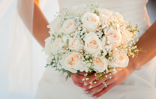 かすみ草を沢山束ねて作るまん丸ブーケが可愛い！marry マリー