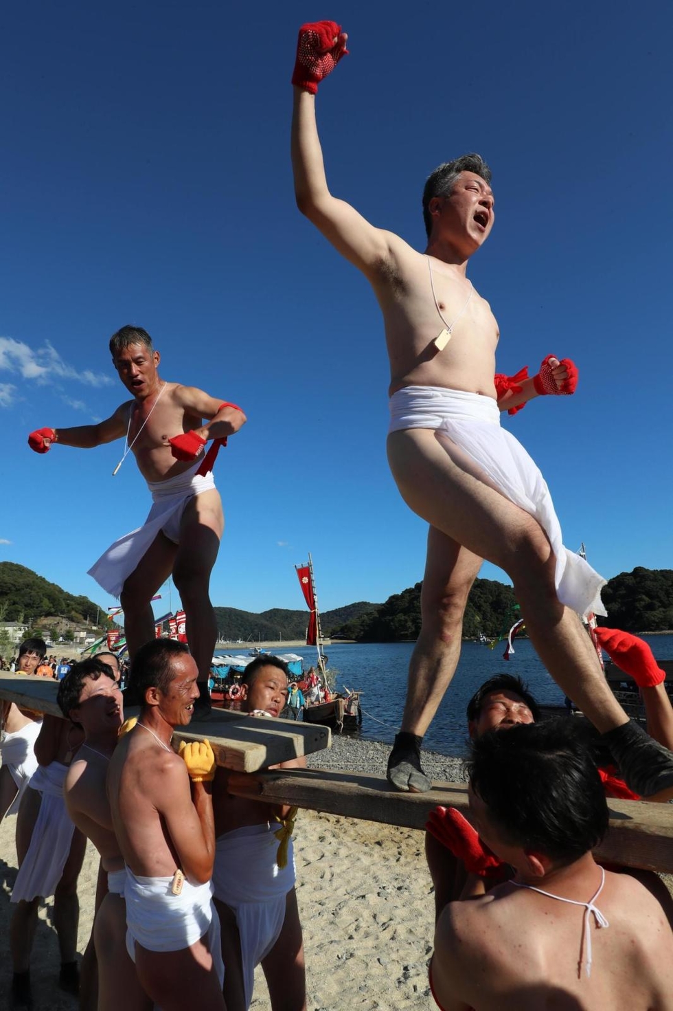 早稲田大学男祭り2022 赤褌一丁で本気の「夢叫び」で早稲田を盛り上げたい - CAMPFIREキャンプファイヤー