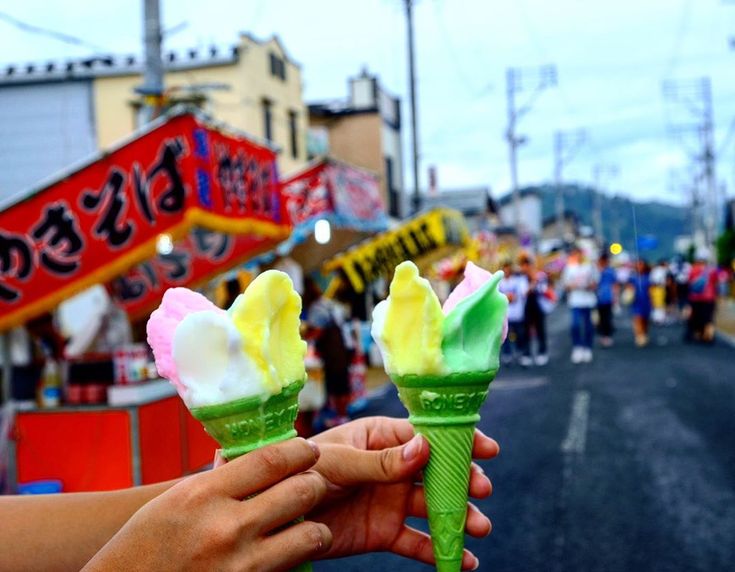 楽天市場 吊り下げ旗 タペストリー アイスクリーム 屋台 出店 祭 お祭り 縁日 露店 店頭 看板 既製品 400*550 : なないろ工房