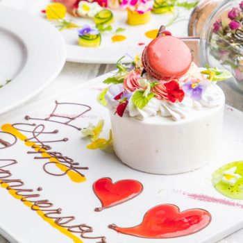 サプライズやお祝いにぴったり！「dolloom 恵比寿」のテーブルアートを体験るるぶ&more