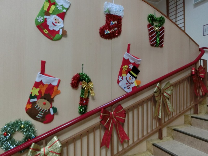 クリスマスリースを手作り♪高齢者でも簡単に布の三つ編みだけで作ろうかんたん工作・折り紙☆選り好み