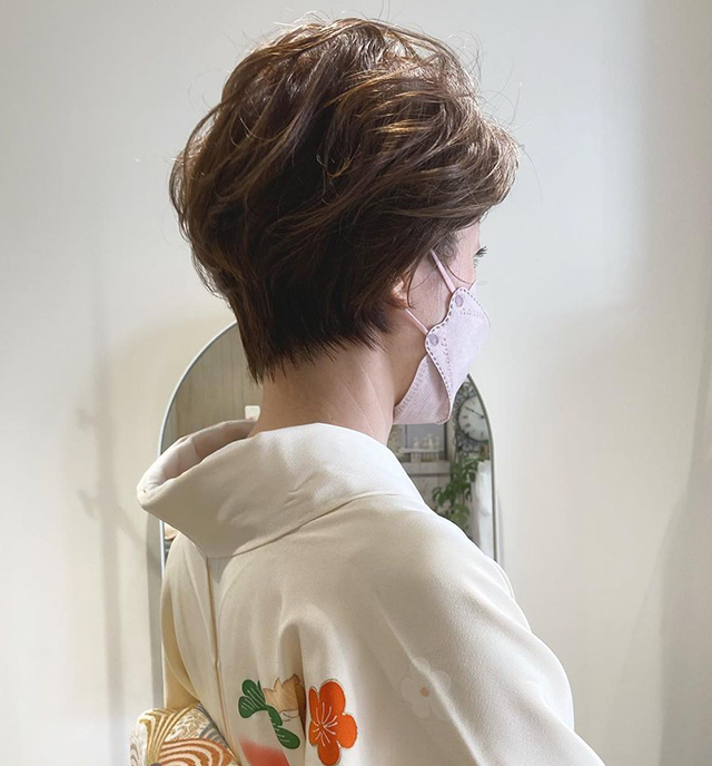 黒留袖や色留袖に合う髪型とは？長さ別ヘアスタイル・おすすめのアレンジ・髪飾りや所作・注意点も！着物コラム「きものらしく」e-きものレンタル