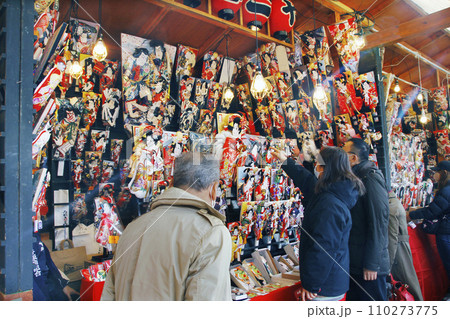 葛飾の羽子板製造店、浅草寺「羽子板市」に向け出荷大詰め - 葛飾経済新聞