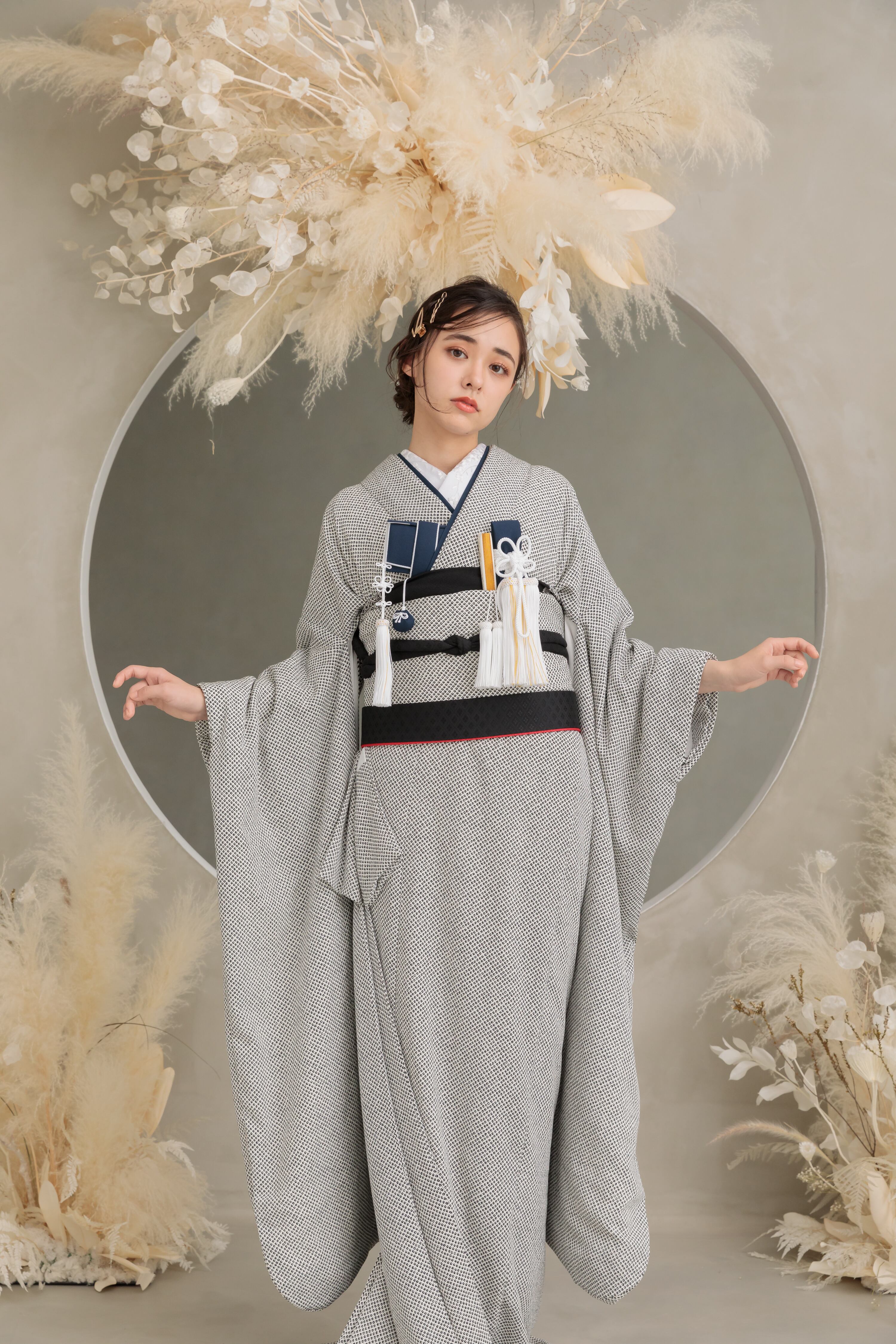 kimono絲 和装前撮り 着物レンタル 着付け 出張着付け 撮影 東京 大田区 世田谷区 日野市 浦安市最後に全身のお写真です。kimono絲オリジナル白無垢を素敵にお召しいただきありがとうございました。kimono絲のレンタル着物花嫁前撮り結婚式和装ウエディング