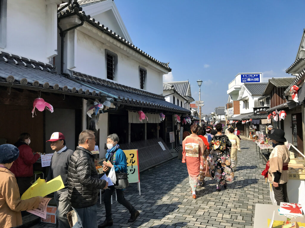 柳井まつり：白壁の町並みが賑わう、秋の収穫祭