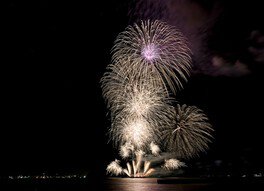 石川県の花火大会・お祭り - 「HANABITO」全国花火大会&祭り 有料チケット&イベント情報 2025