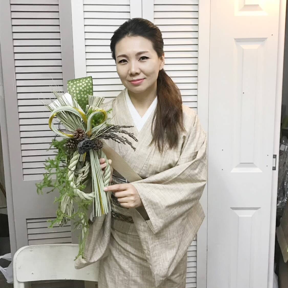 向きが大事 しめ縄の飾り方は？玄関や神棚など取り付け方も紹介葬儀屋さん