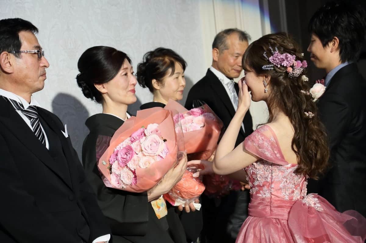 葉織 新宿区のお花屋さん: 結婚式の贈呈花等