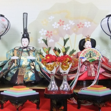 雛人形の飾り方 並び順進物の大進
