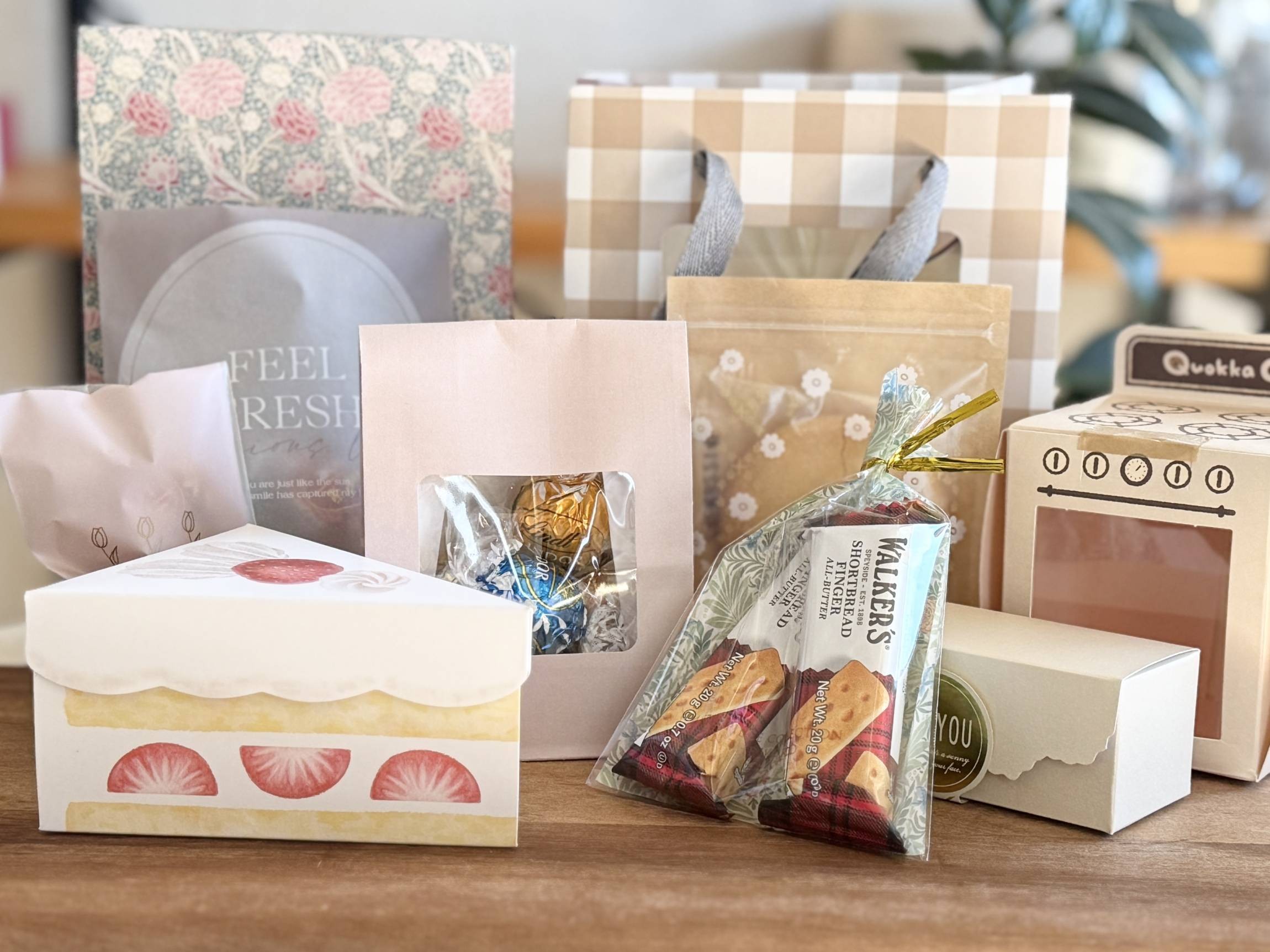 ギフトボックスは100均ダイソー・セリアのどこで売ってる？使用感レビューと様々な使い方を一挙大公開！100均レビュー研究所