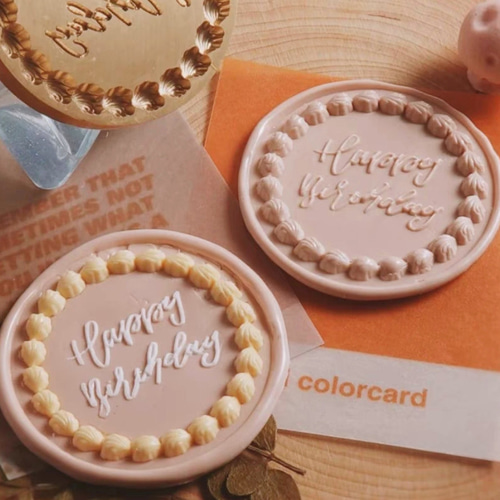 動く！白たまの誕生日＆お祝い - LINE スタンプLINE STORE