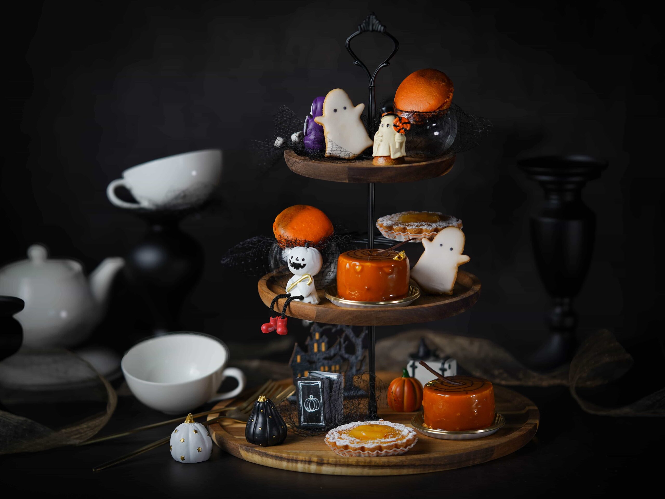 大変好評いただいております solomons原宿 ハロウィンアフタヌーンティー 土日祝日はご予約埋まって来ておりますのでぜひ平日でのご来店もお待ちしております。ハロウィンhalloween原宿カフェ原宿グルメグルメ原宿アフタヌーンティーアフタヌーン女子